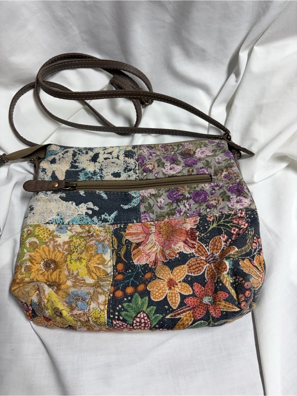 MYRA Crossbody Bag Leather Canvas Le Fleur Floral Patches Hobo Shoulder Purse - Picture 5 of 14
